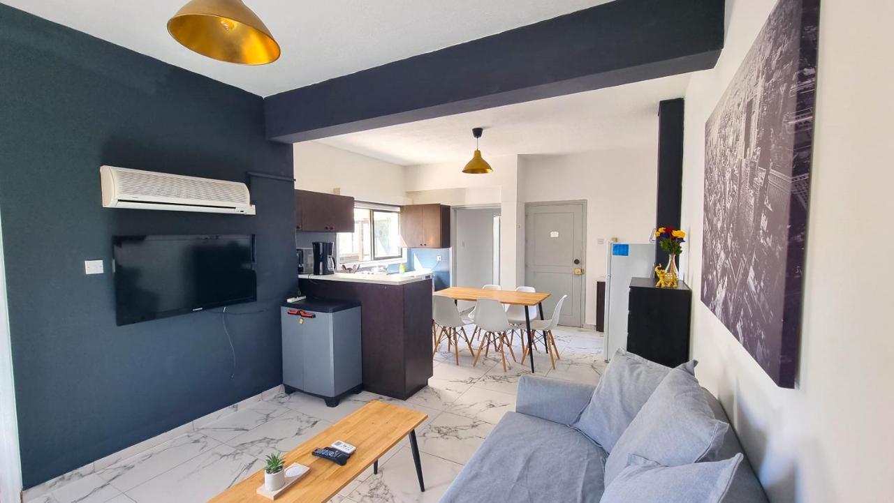 Cozy Beach Apt, Near Airport With 100Mbit Internet Larnaka Exterior foto
