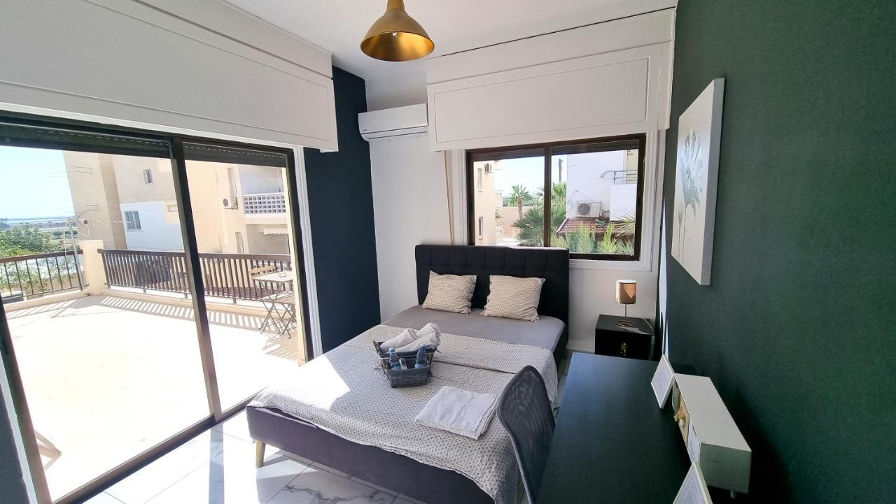 Cozy Beach Apt, Near Airport With 100Mbit Internet Larnaka Exterior foto